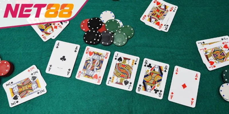 Trọn Bộ Hướng Dẫn Game Bài Poker Ăn Tiền Online Năm 2024 Các thuật ngữ quan trọng đối với hình thức giải trí poker